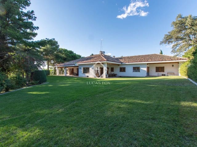 8 sovrum Villa till salu i Boadilla del Monte med pool garage - 2 380 000 € (Ref: 9345653)