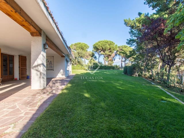 8 sovrum Villa till salu i Boadilla del Monte med pool garage - 2 380 000 € (Ref: 9345653)