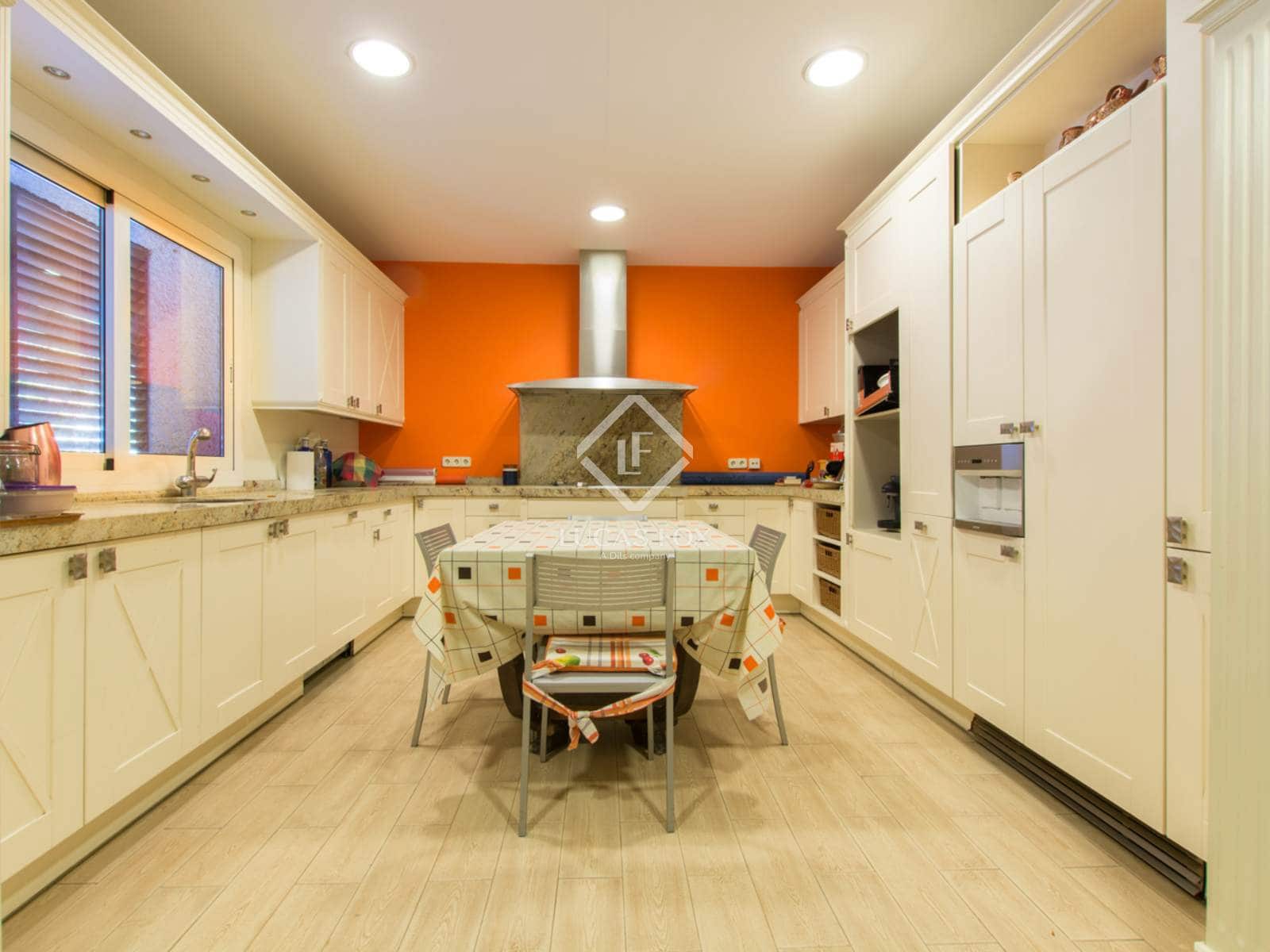 8 sovrum Villa till salu i Boadilla del Monte med pool garage - 2 380 000 € (Ref: 9345653)