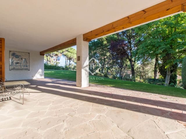 8 sovrum Villa till salu i Boadilla del Monte med pool garage - 2 380 000 € (Ref: 9345653)