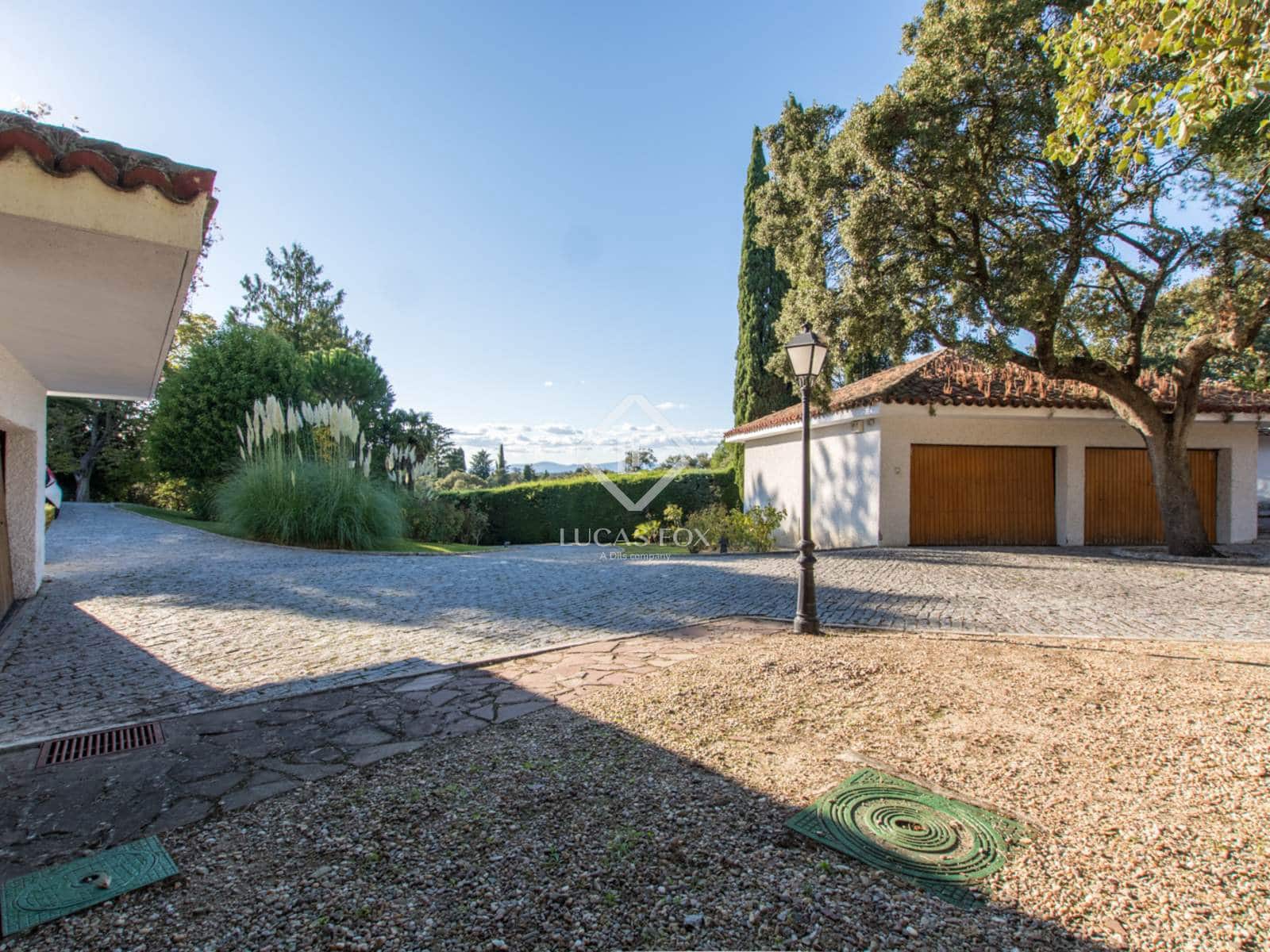 8 sovrum Villa till salu i Boadilla del Monte med pool garage - 2 380 000 € (Ref: 9345653)