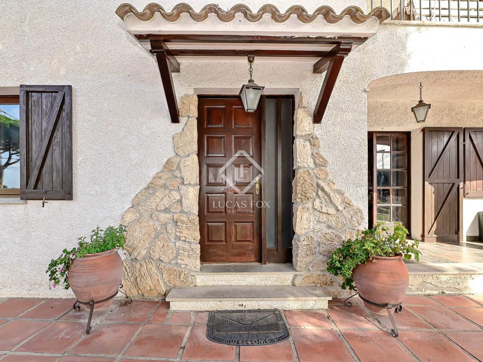 6 soverom Villa til salgs i Platja d'Aro med svømmebasseng garasje - € 875 000 (Ref: 9345661)