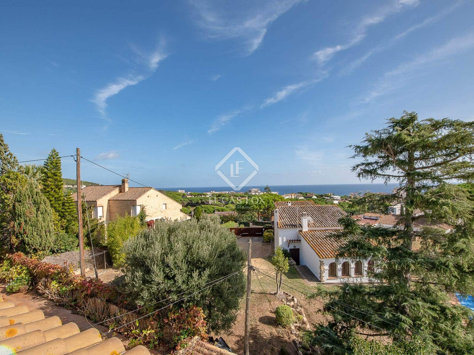 6 soverom Villa til salgs i Platja d'Aro med svømmebasseng garasje - € 875 000 (Ref: 9345661)