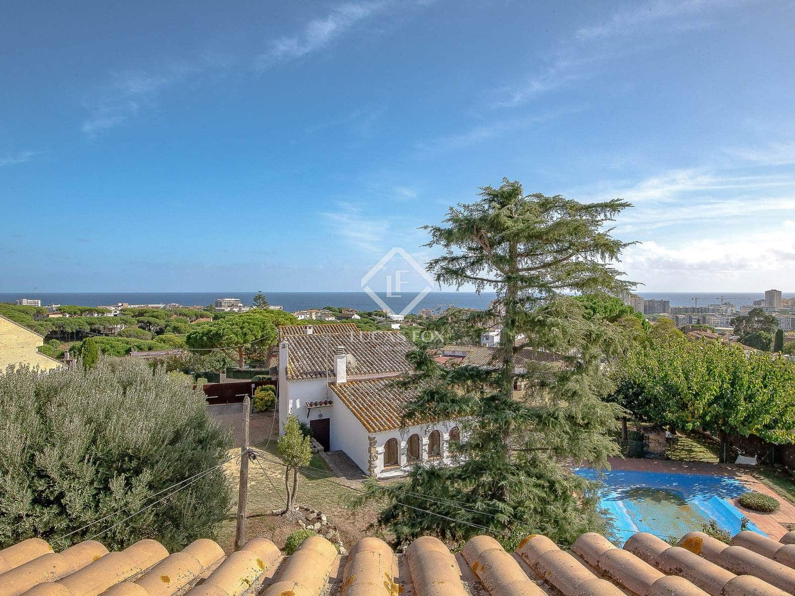 6 soverom Villa til salgs i Platja d'Aro med svømmebasseng garasje - € 875 000 (Ref: 9345661)