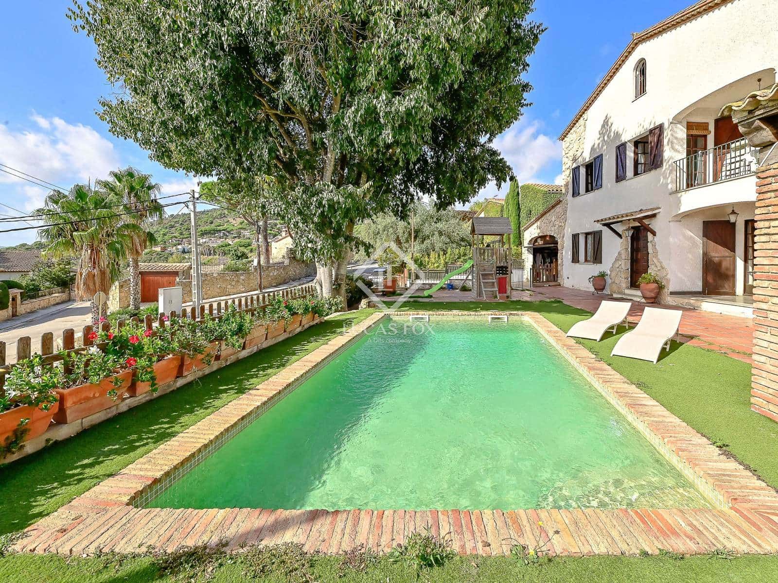 6 soverom Villa til salgs i Platja d'Aro med svømmebasseng garasje - € 875 000 (Ref: 9345661)