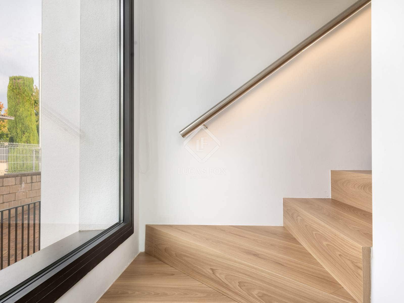 Chalet de 6 habitaciones en Banyoles en venta con garaje - 895.000 € (Ref: 9345691)