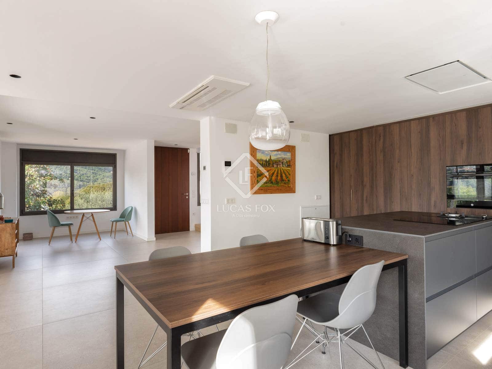 Chalet de 6 habitaciones en Banyoles en venta con garaje - 895.000 € (Ref: 9345691)