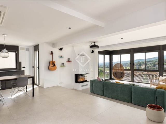 Chalet de 6 habitaciones en Banyoles en venta con garaje - 895.000 € (Ref: 9345691)