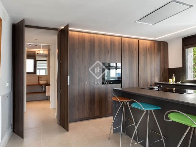 Chalet de 6 habitaciones en Banyoles en venta con garaje - 895.000 € (Ref: 9345691)