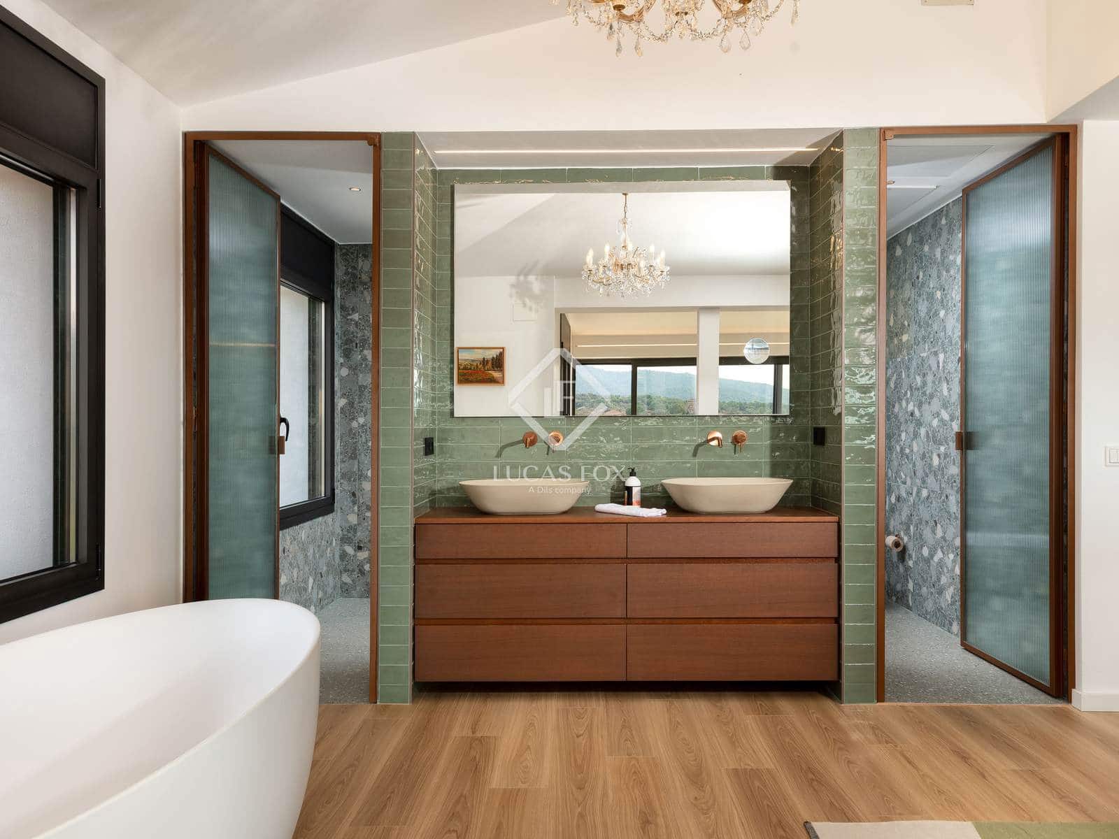 Chalet de 6 habitaciones en Banyoles en venta con garaje - 895.000 € (Ref: 9345691)