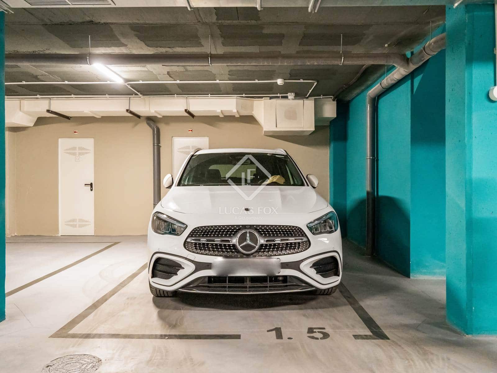 3 chambre Appartement à vendre à Estepona avec garage - 899 000 € (Ref: 9347979)