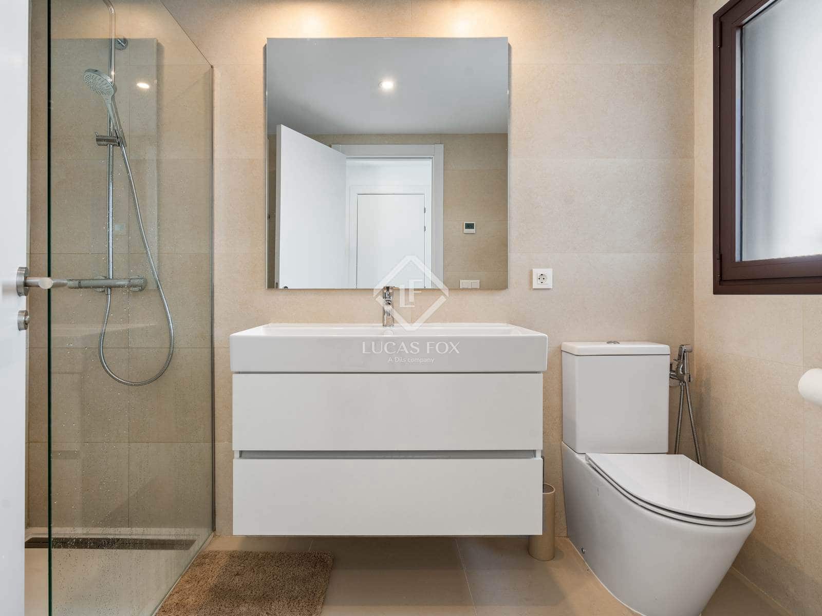 3 chambre Appartement à vendre à Estepona avec garage - 899 000 € (Ref: 9347979)