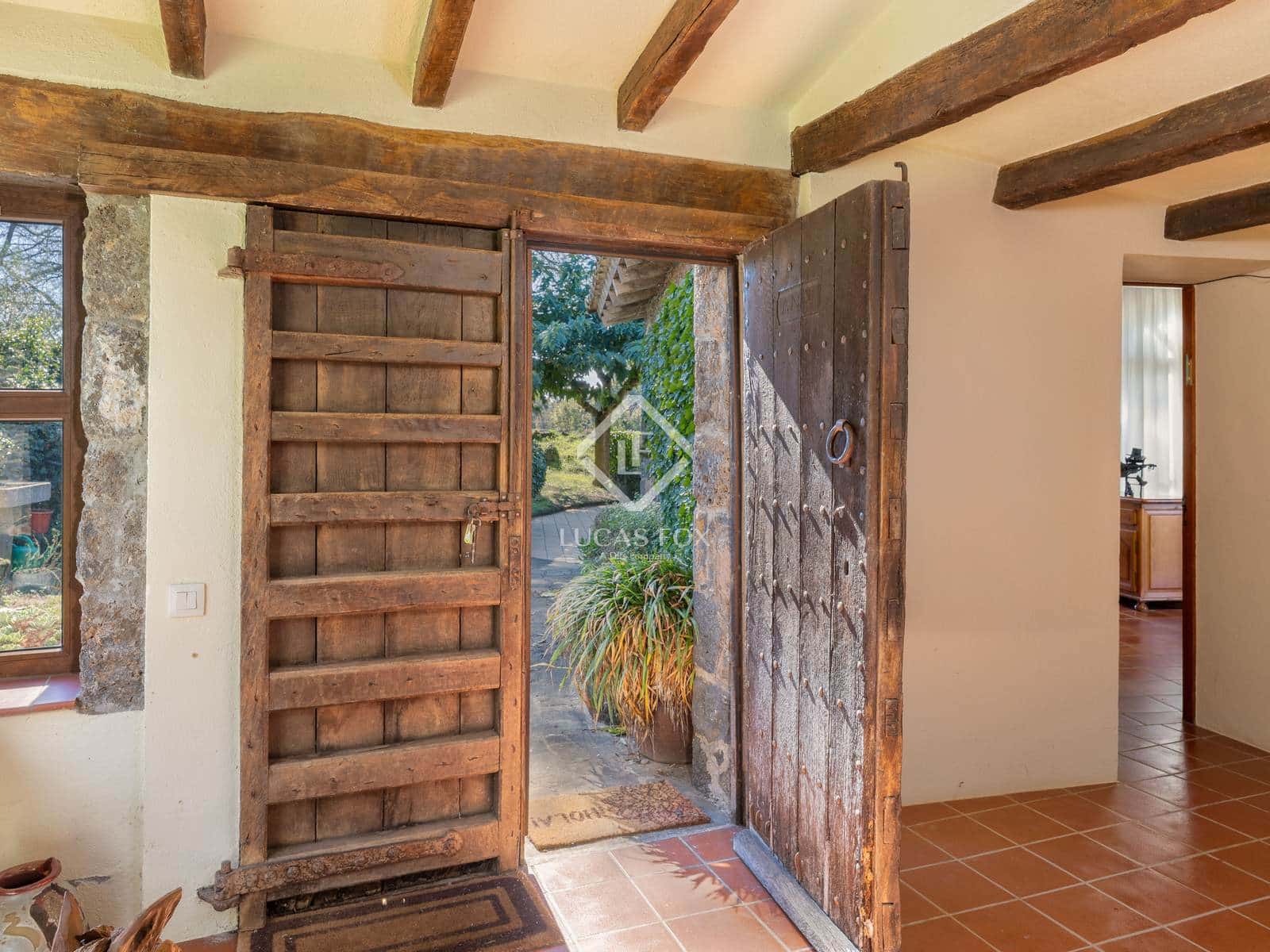 7 sovrum Finca/Hus på landet till salu i Olot - 1 450 000 € (Ref: 9347980)