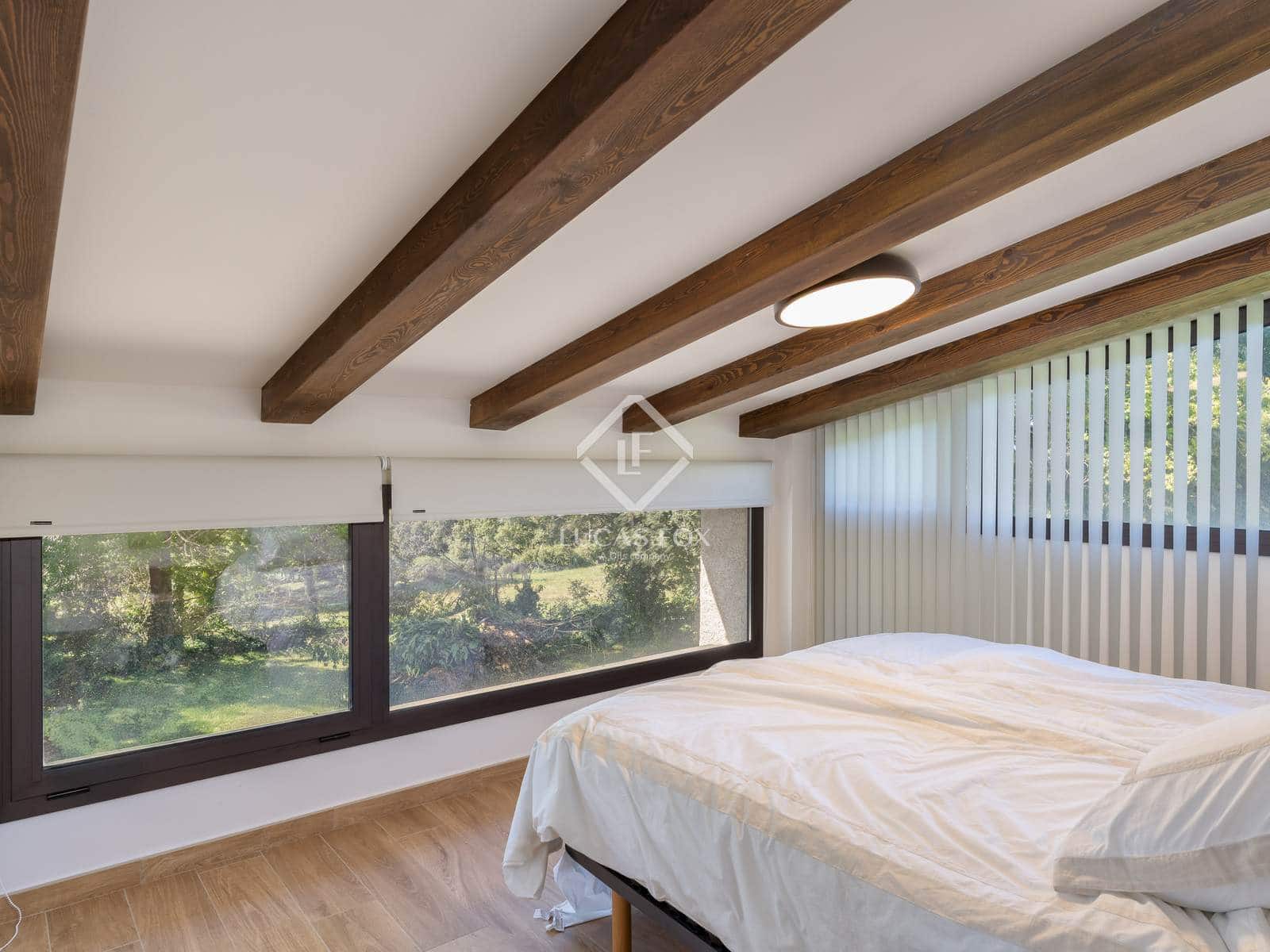 7 sovrum Finca/Hus på landet till salu i Olot - 1 450 000 € (Ref: 9347980)