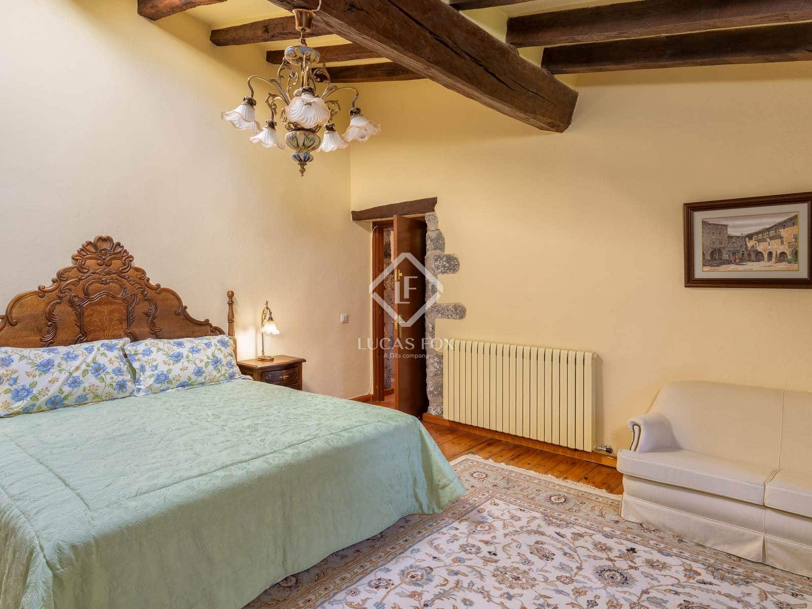 7 sovrum Finca/Hus på landet till salu i Olot - 1 450 000 € (Ref: 9347980)