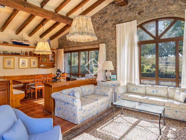 7 bedroom Finca/Country House for sale in Olot - € 1,450,000 (Ref: 9347980)