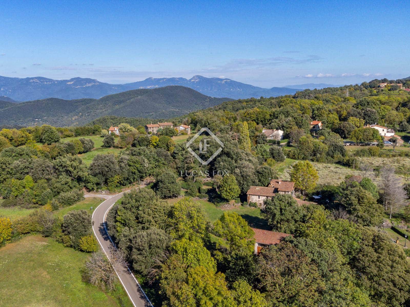 7 sovrum Finca/Hus på landet till salu i Olot - 1 450 000 € (Ref: 9347980)