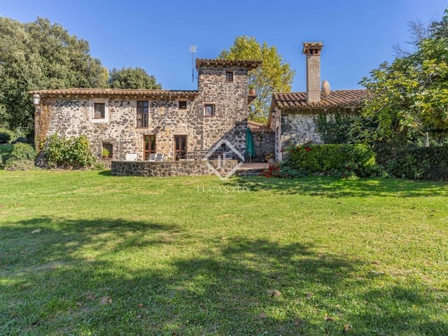 7 bedroom Finca/Country House for sale in Olot - € 1,450,000 (Ref: 9347980)