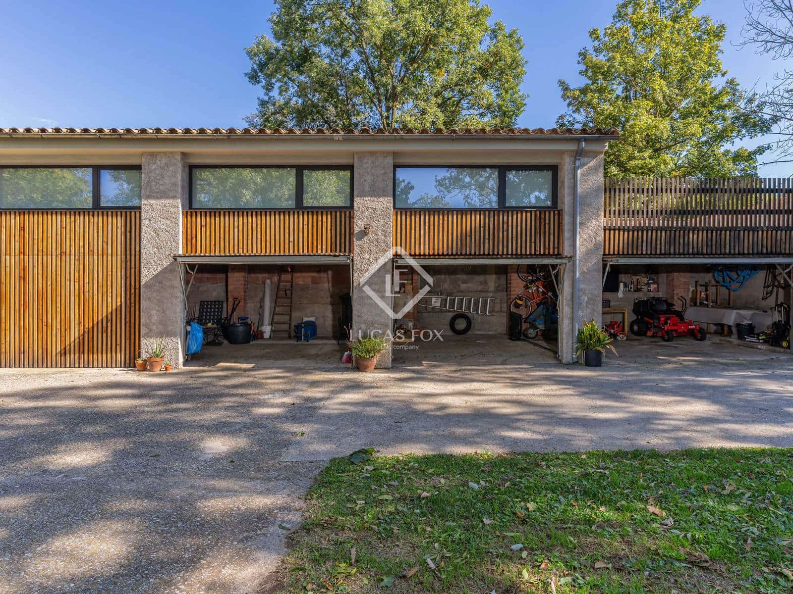 7 sovrum Finca/Hus på landet till salu i Olot - 1 450 000 € (Ref: 9347980)