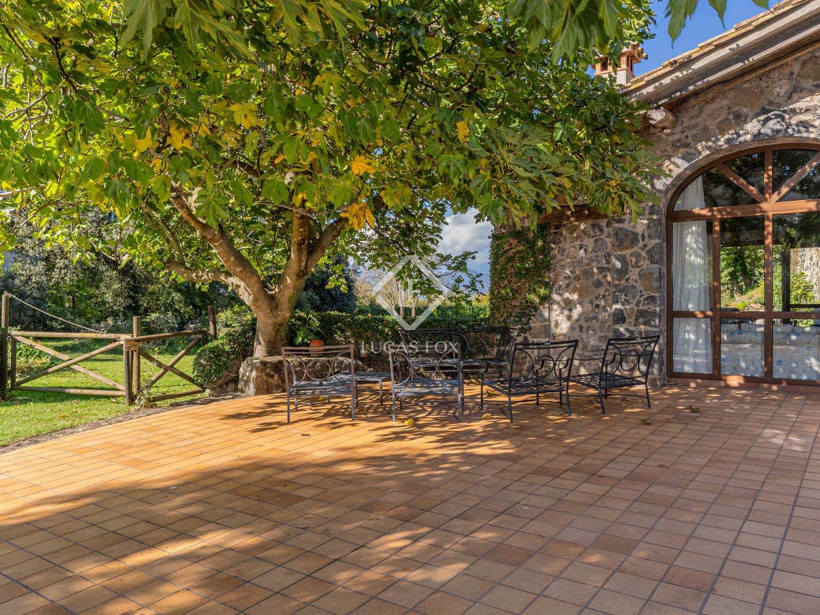 7 sovrum Finca/Hus på landet till salu i Olot - 1 450 000 € (Ref: 9347980)