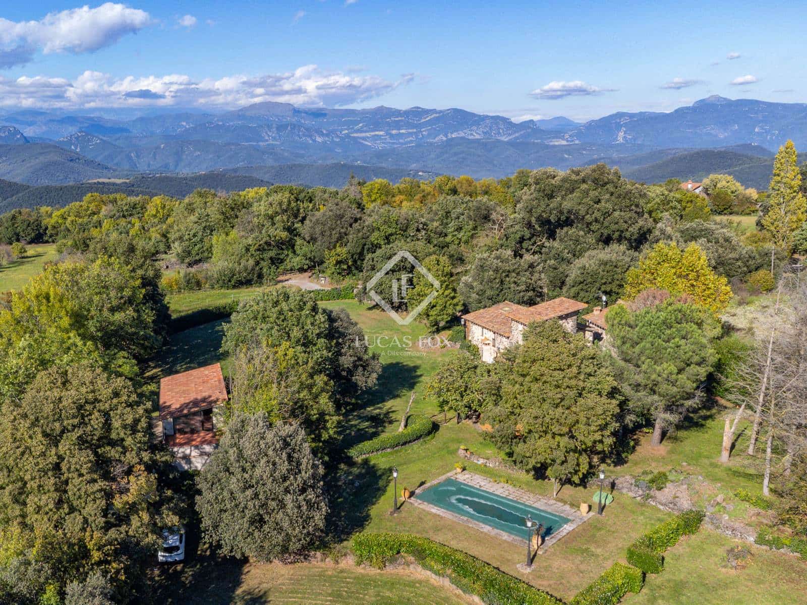 7 sovrum Finca/Hus på landet till salu i Olot - 1 450 000 € (Ref: 9347980)