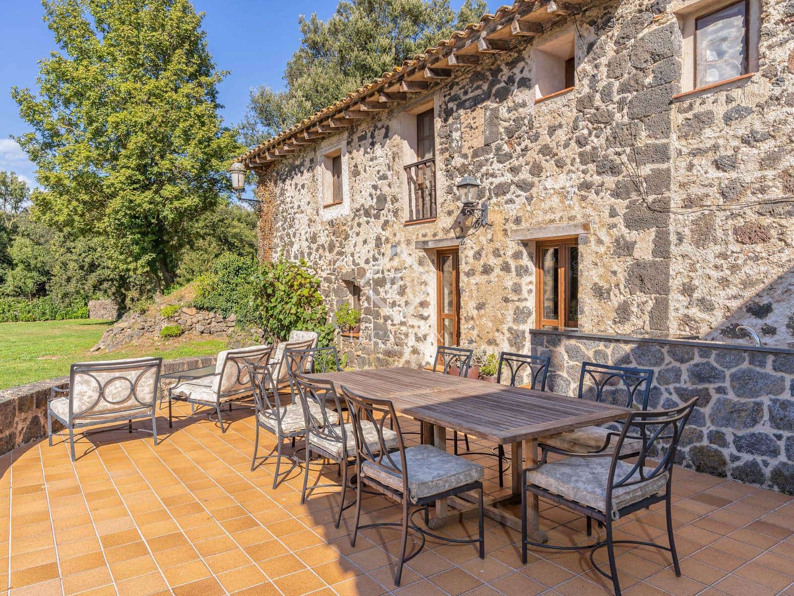 7 sovrum Finca/Hus på landet till salu i Olot - 1 450 000 € (Ref: 9347980)