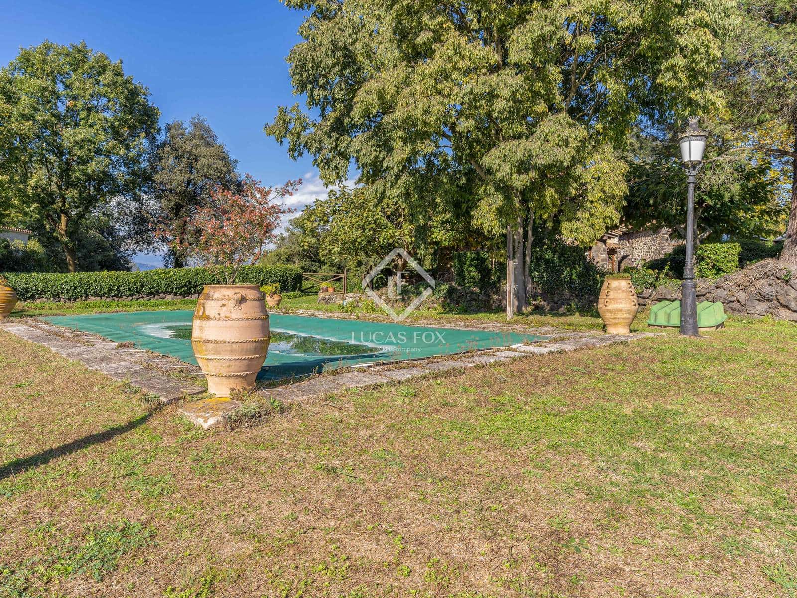 7 sovrum Finca/Hus på landet till salu i Olot - 1 450 000 € (Ref: 9347980)