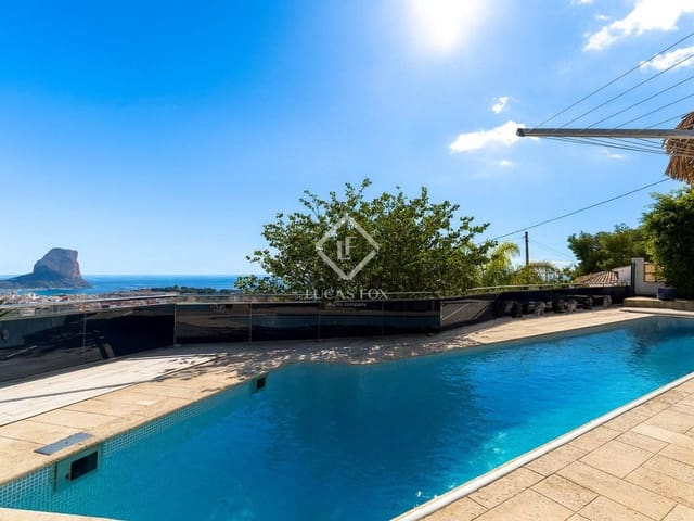 4 bedroom Villa for sale in Calpe / Calp with pool garage - € 1,100,000 (Ref: 9348785)