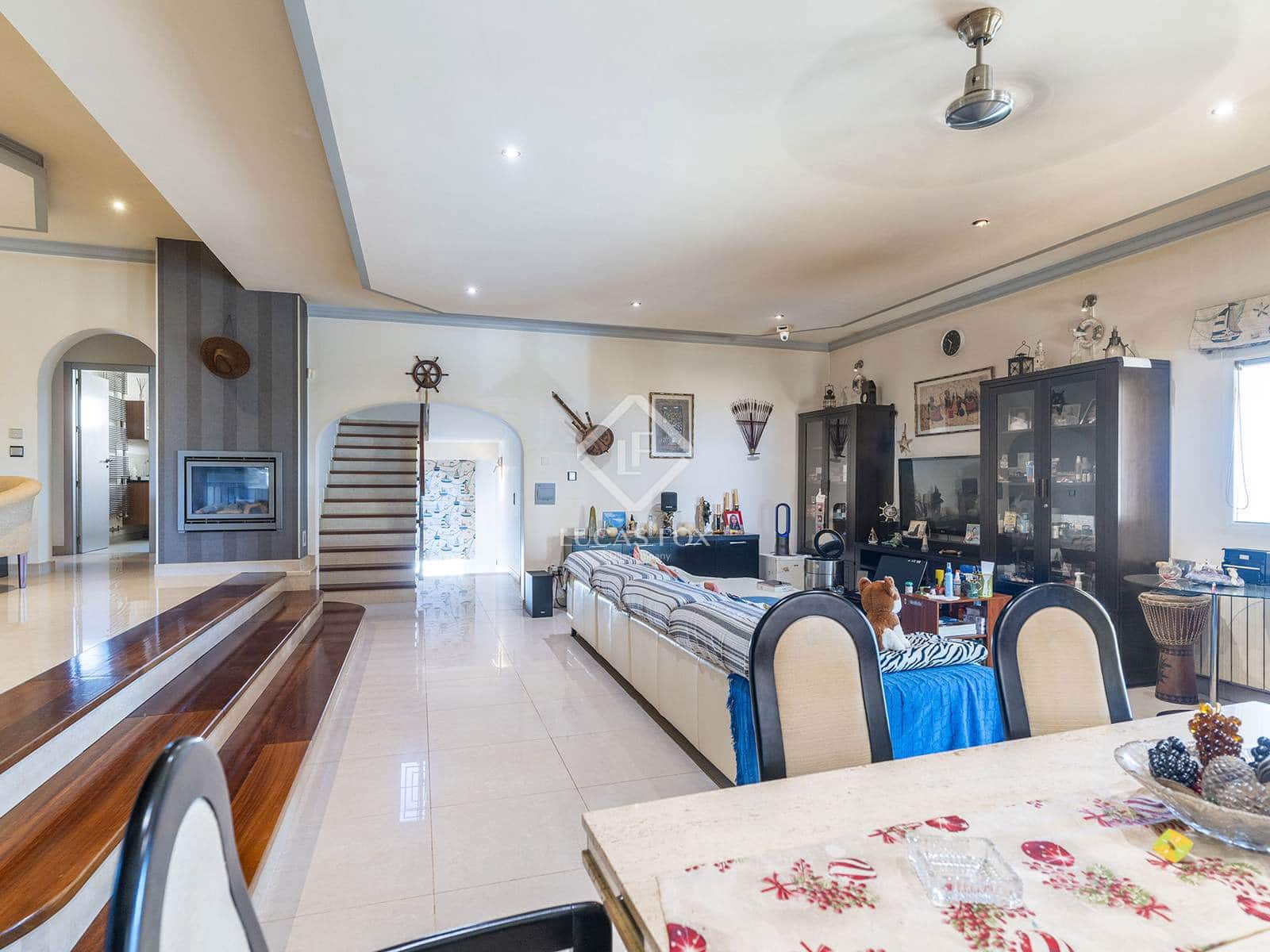 4 bedroom Villa for sale in Calpe / Calp with pool garage - € 1,100,000 (Ref: 9348785)