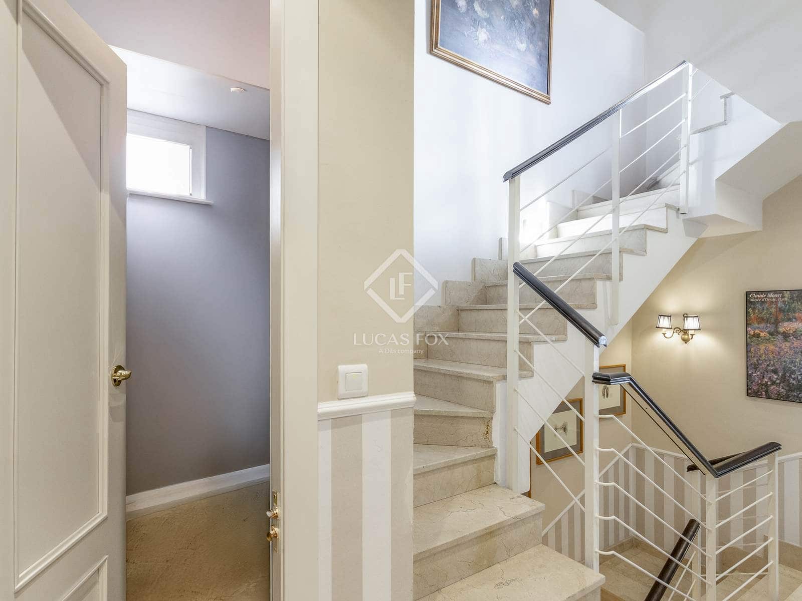 4 slaapkamer Villa te koop in Madrid stad met zwembad garage - € 1.295.000 (Ref: 9349982)