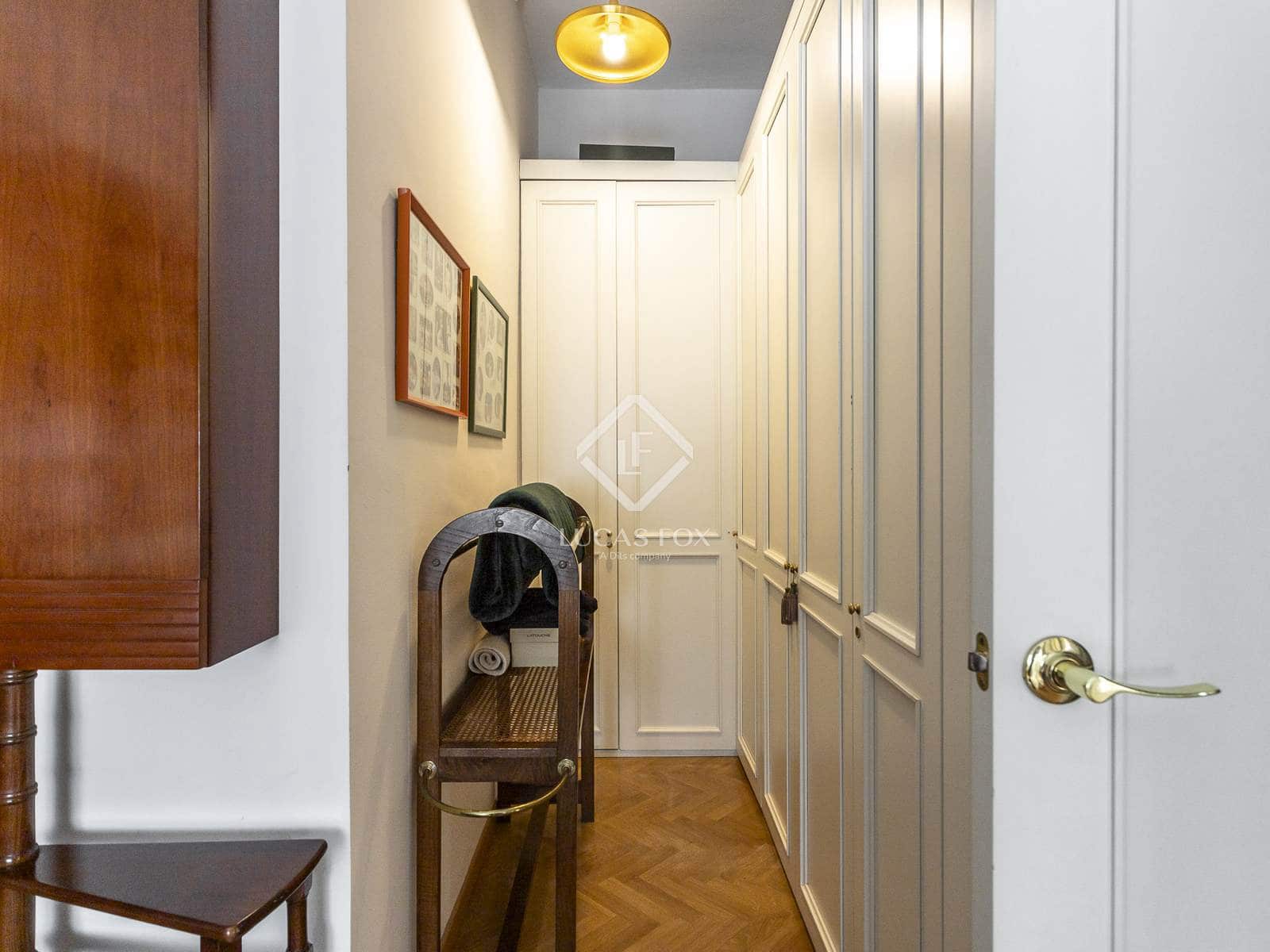 4 slaapkamer Villa te koop in Madrid stad met zwembad garage - € 1.295.000 (Ref: 9349982)