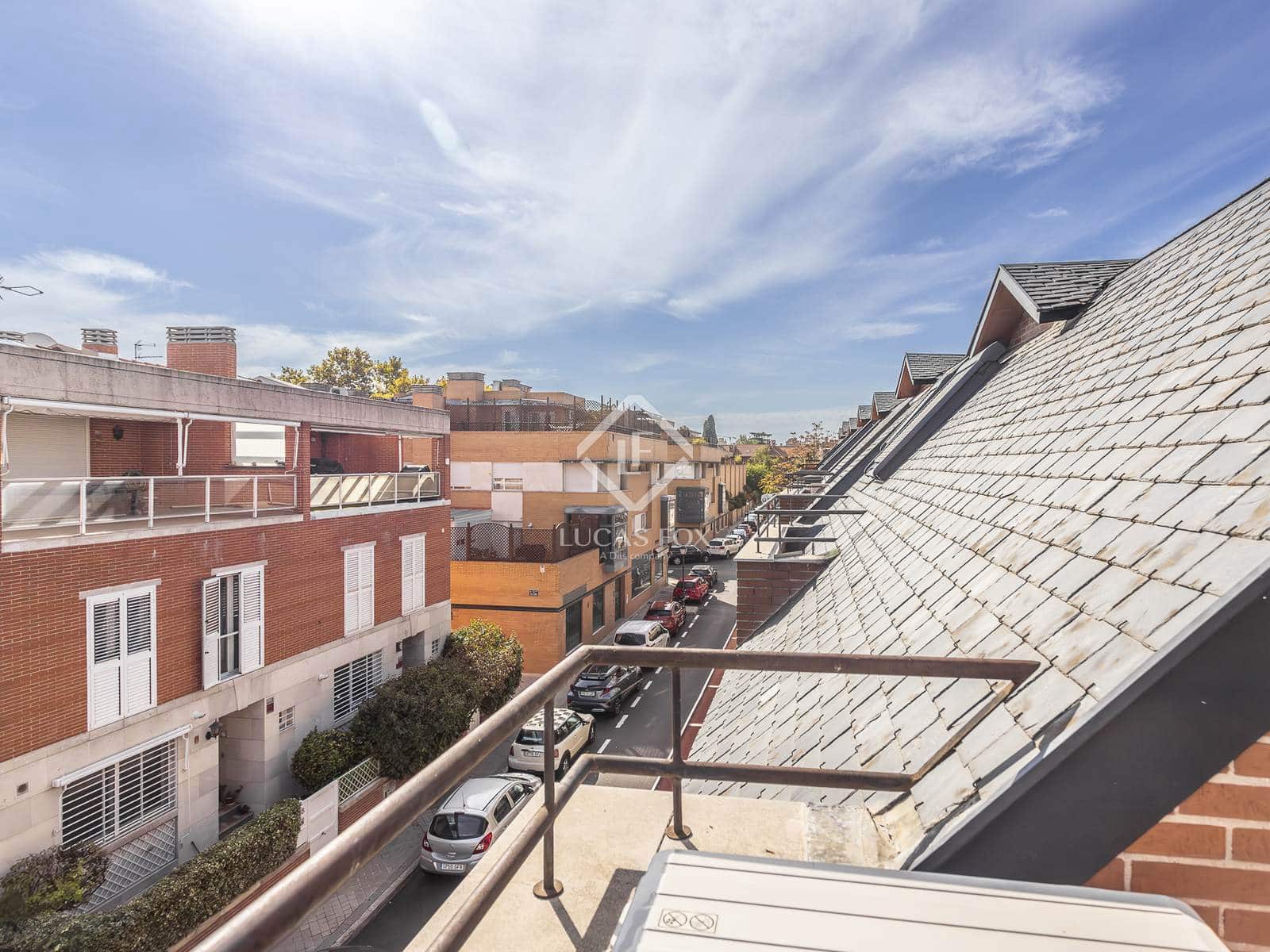 4 slaapkamer Villa te koop in Madrid stad met zwembad garage - € 1.295.000 (Ref: 9349982)