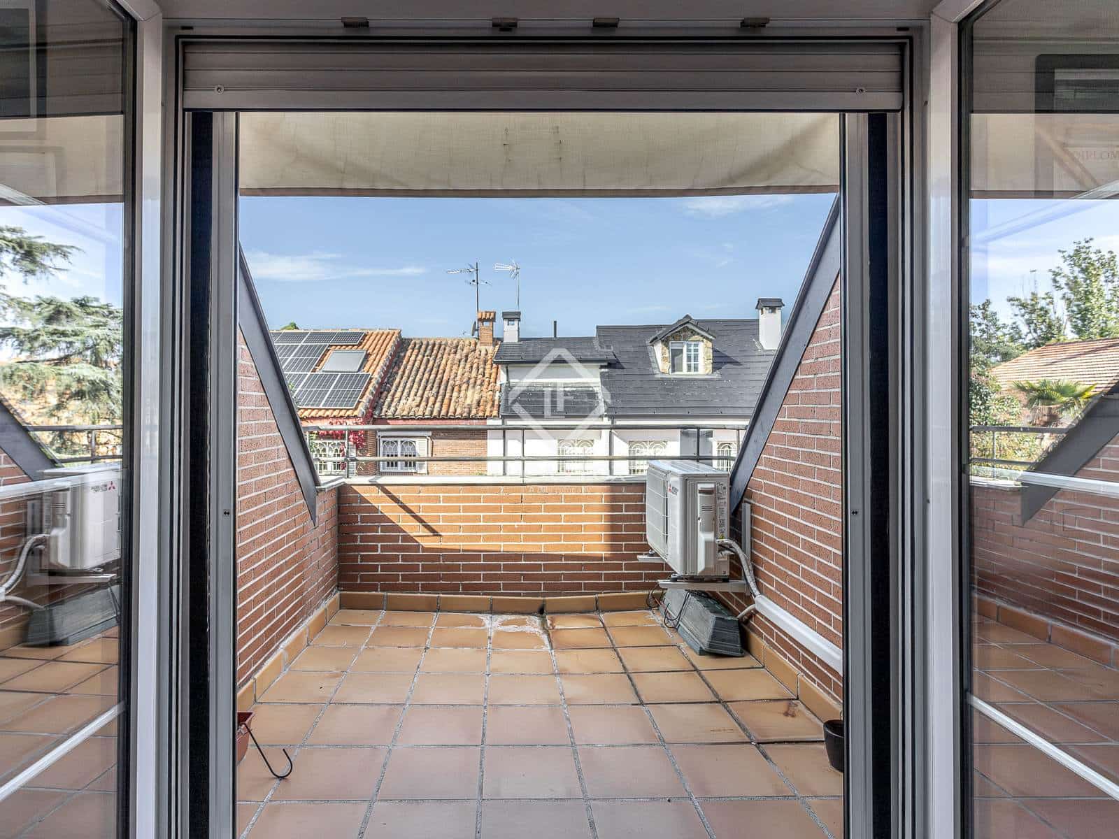 4 slaapkamer Villa te koop in Madrid stad met zwembad garage - € 1.295.000 (Ref: 9349982)