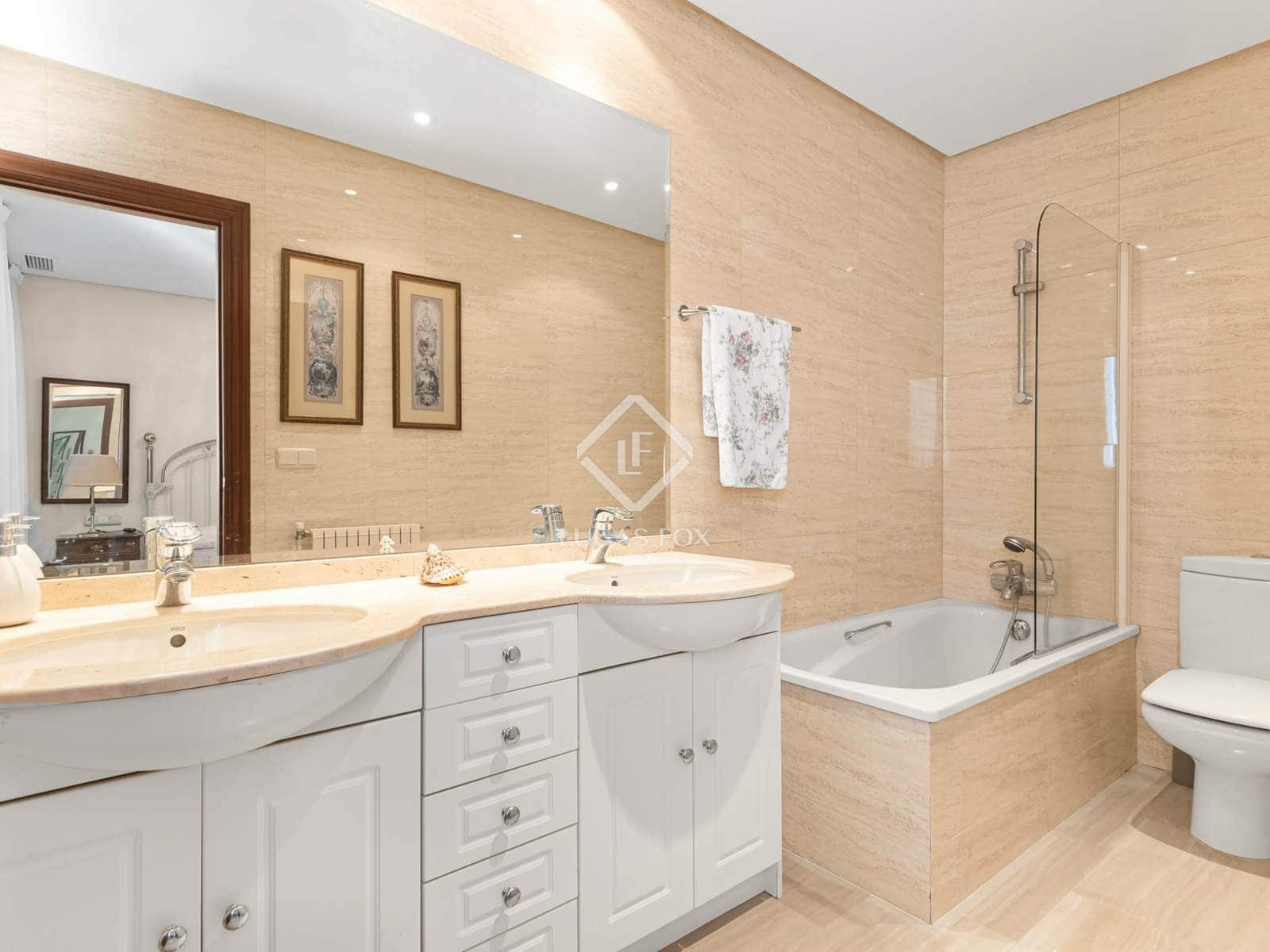 6 sypialnia Penthouse do wynajęcia w Miasto Alicante / Alacant z basenem garażem - 5 000 € (Ref: 9349985)