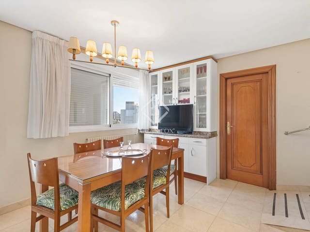 6 bedroom Penthouse for rent in Alicante / Alacant city with pool garage - € 5,000 (Ref: 9349985)