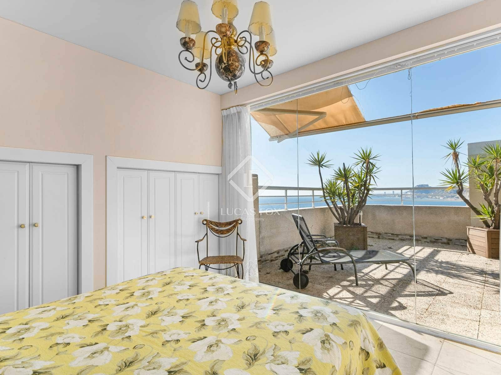 6 sypialnia Penthouse do wynajęcia w Miasto Alicante / Alacant z basenem garażem - 5 000 € (Ref: 9349985)