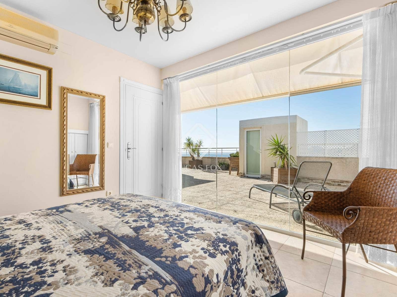 6 sypialnia Penthouse do wynajęcia w Miasto Alicante / Alacant z basenem garażem - 5 000 € (Ref: 9349985)