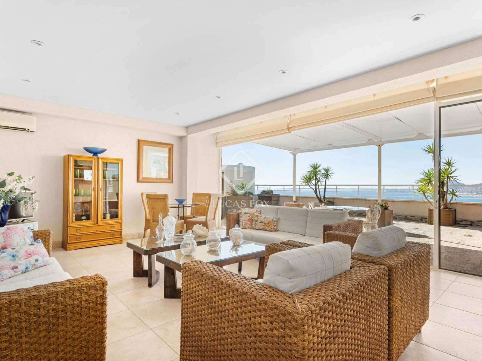 6 sypialnia Penthouse do wynajęcia w Miasto Alicante / Alacant z basenem garażem - 5 000 € (Ref: 9349985)