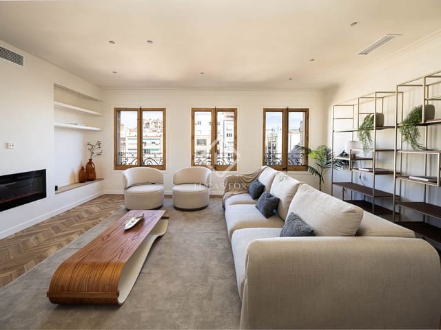 3 slaapkamer Appartement te koop in Barcelona stad - € 1.297.000 (Ref: 9349986)