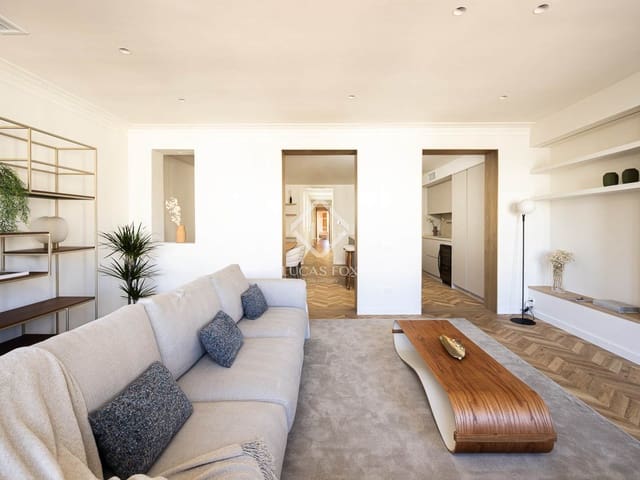 3 slaapkamer Appartement te koop in Barcelona stad - € 1.297.000 (Ref: 9349986)