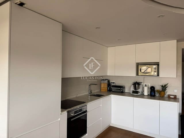 3 sovrum Takvåning till salu i Madrid stad med pool garage - 1 495 000 € (Ref: 9349988)