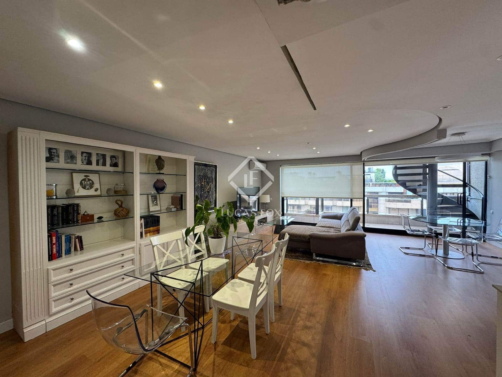 3 soveværelse Penthouse til salg i Madrid by med swimmingpool garage - € 1.495.000 (Ref: 9349988)