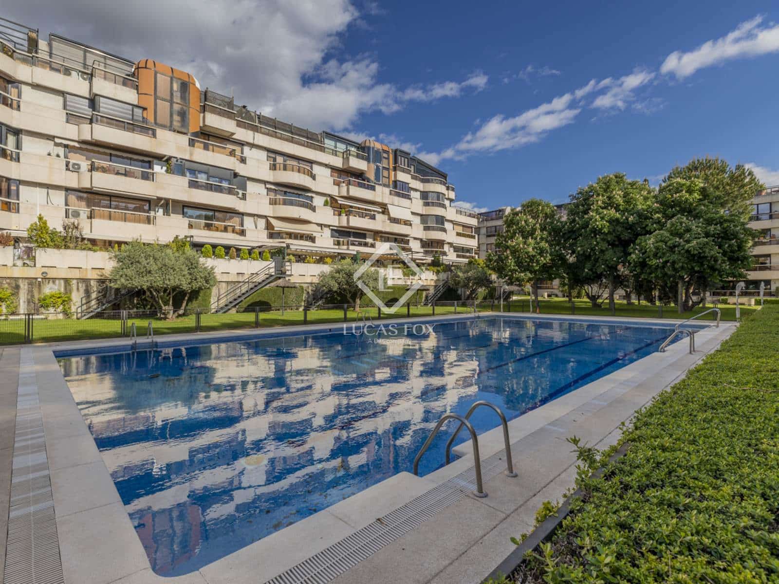 3 soveværelse Penthouse til salg i Madrid by med swimmingpool garage - € 1.495.000 (Ref: 9349988)