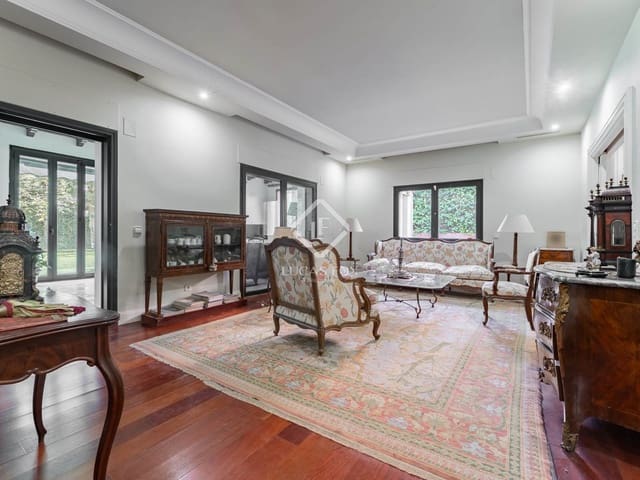 4 soverom Villa til salgs i Pozuelo de Alarcón med garasje - € 1 550 000 (Ref: 9349989)