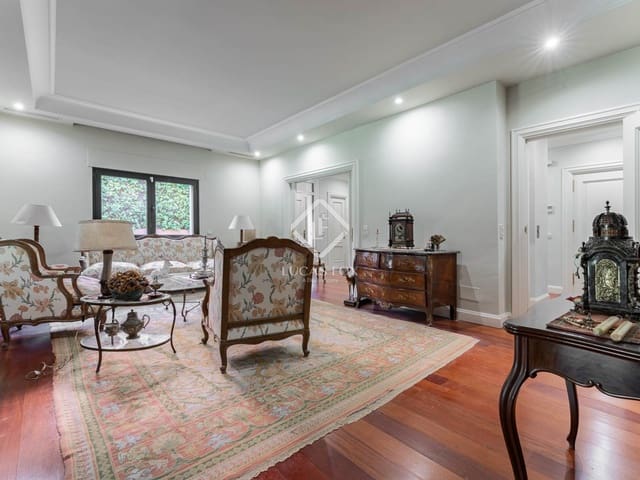 4 soverom Villa til salgs i Pozuelo de Alarcón med garasje - € 1 550 000 (Ref: 9349989)