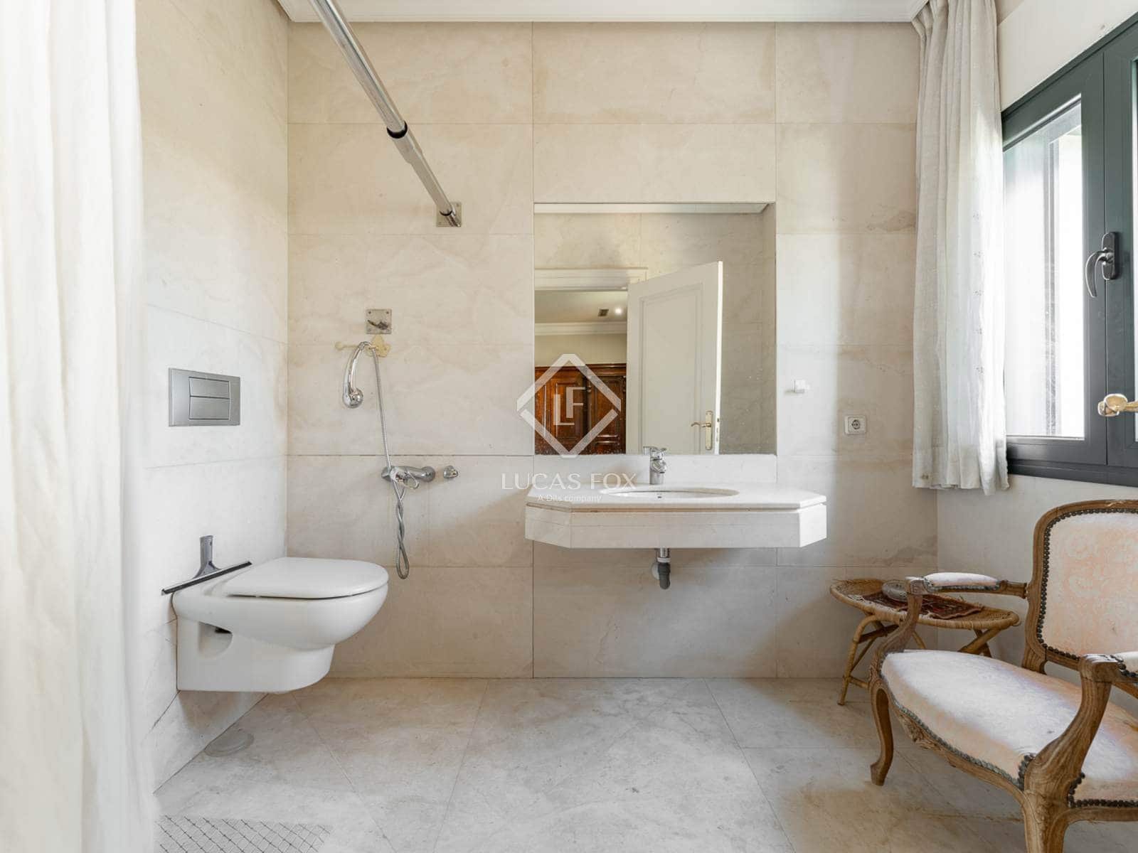 4 soveværelse Villa til salg i Pozuelo de Alarcon med garage - € 1.550.000 (Ref: 9349989)