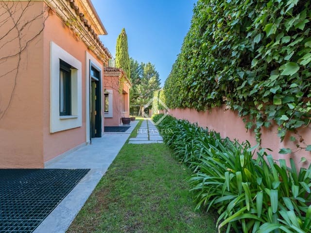 4 soverom Villa til salgs i Pozuelo de Alarcón med garasje - € 1 550 000 (Ref: 9349989)