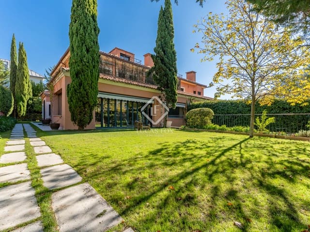 4 soverom Villa til salgs i Pozuelo de Alarcón med garasje - € 1 550 000 (Ref: 9349989)