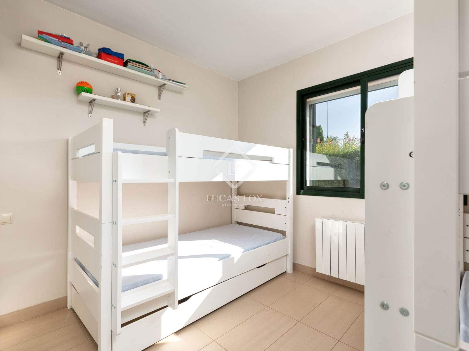 4 slaapkamer Villa te koop in Navata met zwembad - € 540.000 (Ref: 9349992)