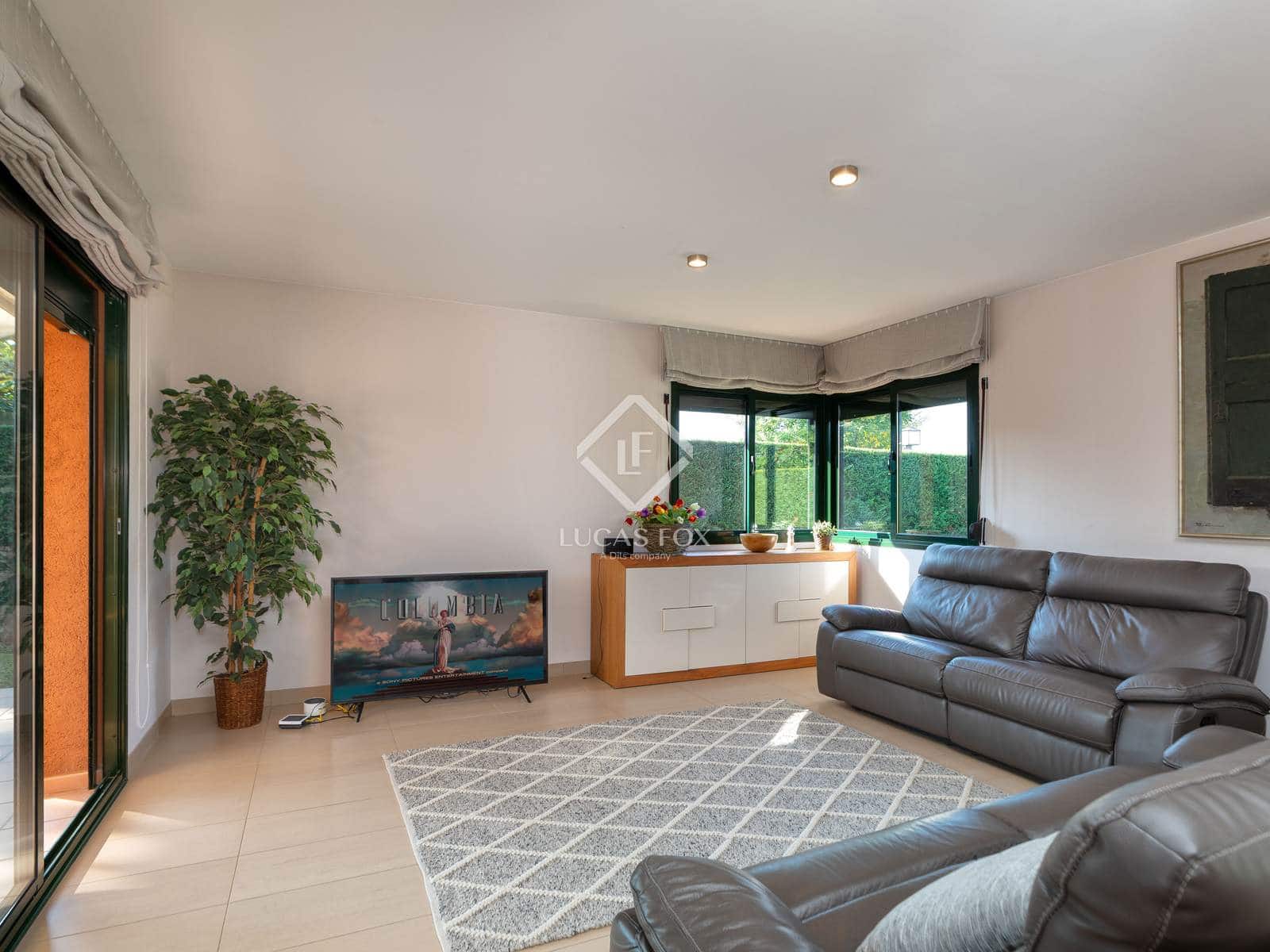 4 slaapkamer Villa te koop in Navata met zwembad - € 540.000 (Ref: 9349992)